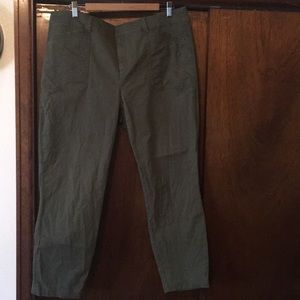 Old navy pixie cut khaki pants